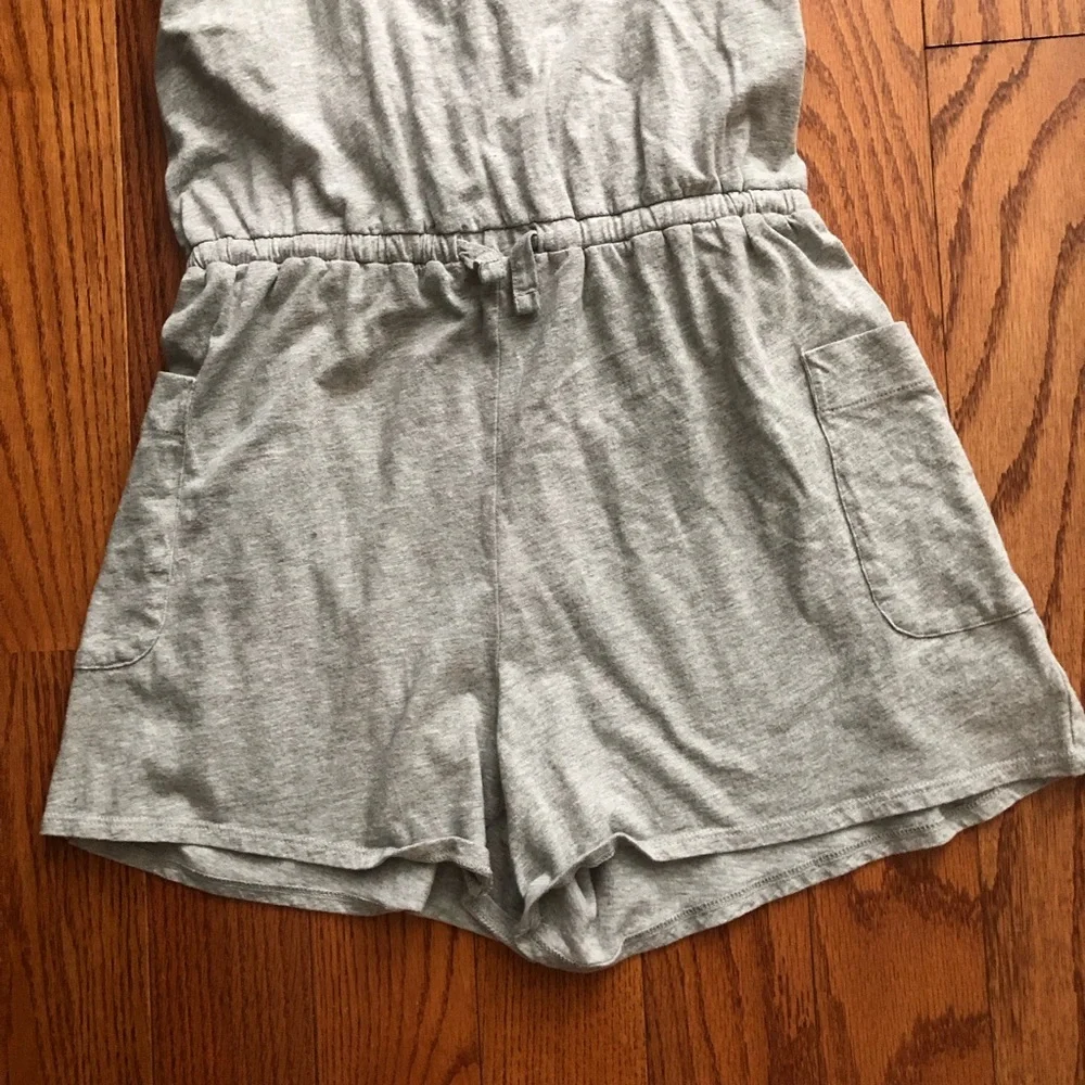 T&C Sleeveless Romper Heather Gray Cotton Summer Jumpsuit Girl’s Size XL (14-16)